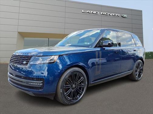 2025 Land Rover Range Rover P530 SE 7 Seat