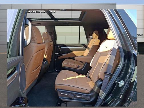 2025 Cadillac Escalade Premium Luxury