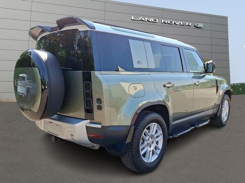 2024 Land Rover Defender 110 P300