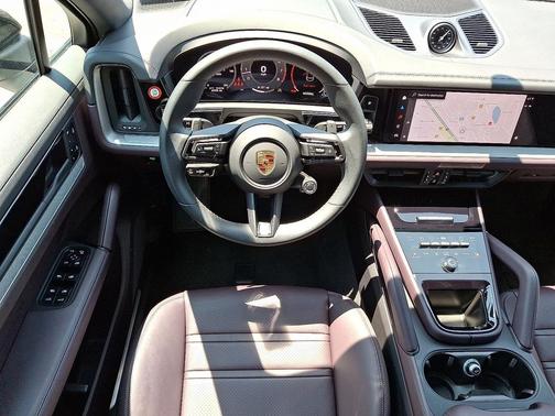 2024 Porsche Cayenne S