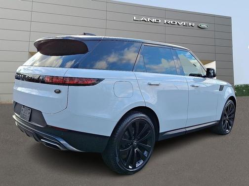 2023 Land Rover Range Rover Sport SE