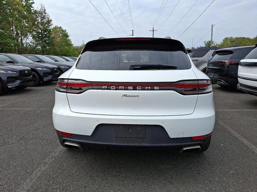 2020 Porsche Macan 
