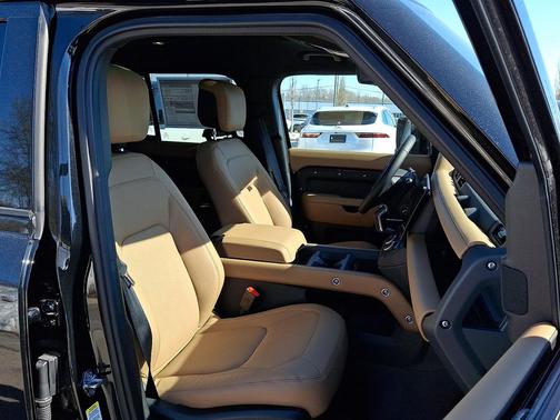 2026 Land Rover Defender P300 S