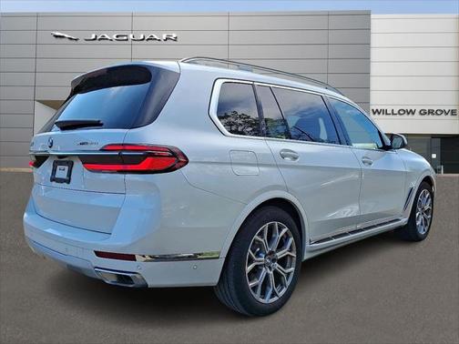 2023 BMW X7 xDrive40i