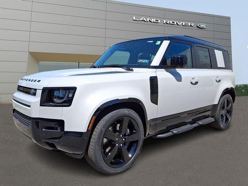 Borasco Grey Metallic 2026 Land Rover Defender P400 X-Dynamic SE