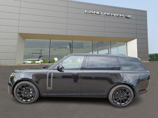 Santorini Black Metallic - 1AG 2027 Land Rover Range Rover SE
