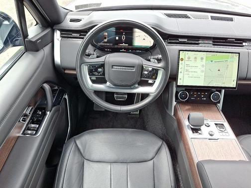 2023 Land Rover Range Rover P400 SE