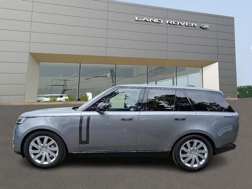 2023 Land Rover Range Rover P400 SE