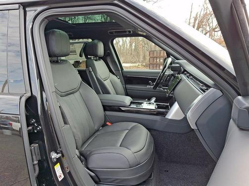 2026 Land Rover Range Rover P530 SE 7 Seat