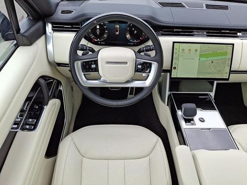 Santorini Black Metallic - 1AG 2026 Land Rover Range Rover P530 SE 7 Seat