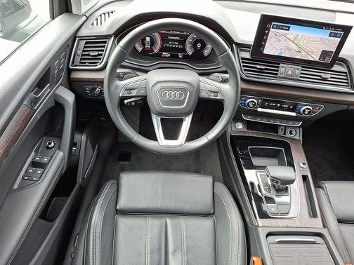2023 Audi Q5 Prestige 40 TFSI quattro S tronic