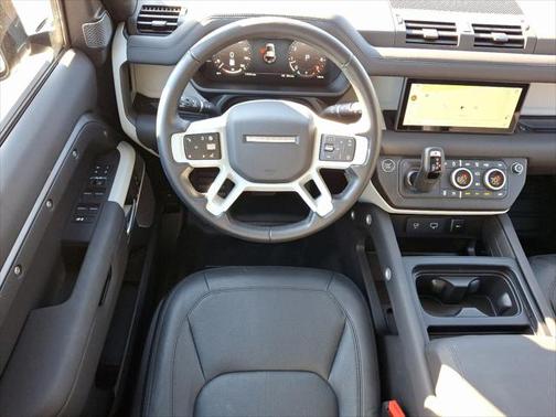 2024 Land Rover Defender 110 P400 S