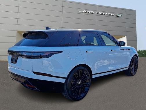 2026 Land Rover Range Rover Velar P250 SE R-Dynamic