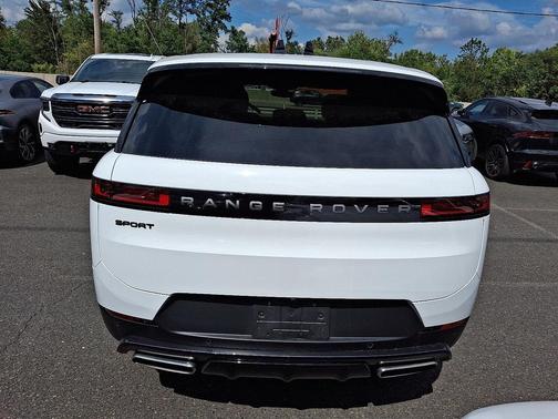 2025 Land Rover Range Rover Sport P360 S