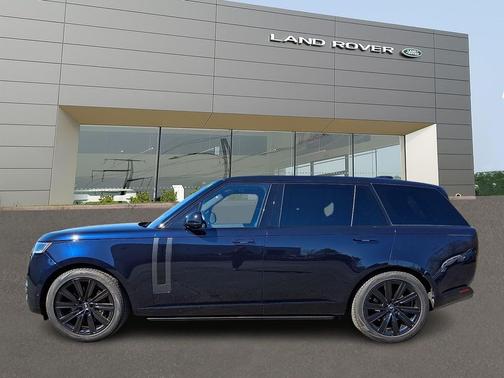 2023 Land Rover Range Rover P530 SE