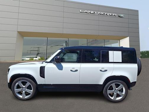 Fuji White 2025 Land Rover Defender 110 P500 X-Dynamic SE
