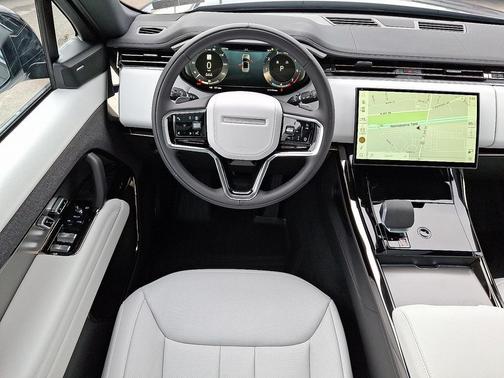 2026 Land Rover Range Rover Sport SE