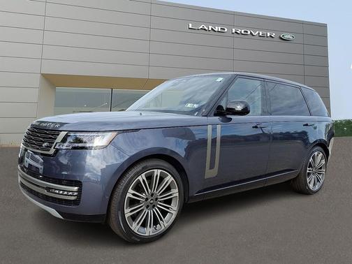 2025 Land Rover Range Rover P400 SE 7 Seat