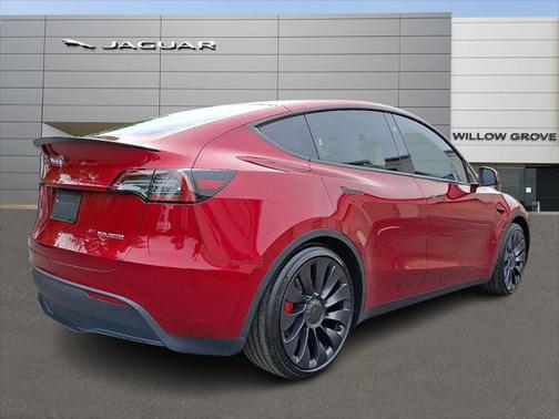2024 Tesla Model Y Performance Dual Motor All-Wheel Drive