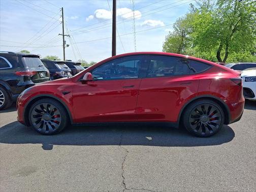 2024 Tesla Model Y Performance Dual Motor All-Wheel Drive