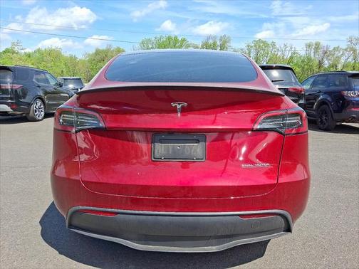 2024 Tesla Model Y Performance Dual Motor All-Wheel Drive