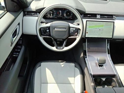 2026 Land Rover Range Rover Velar P250 SE R-Dynamic