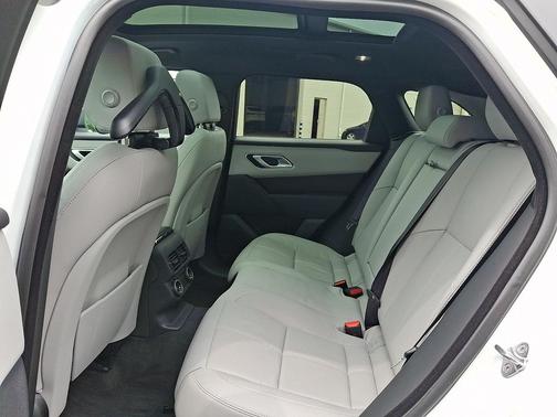 Fuji White 2026 Land Rover Range Rover Velar P250 SE R-Dynamic