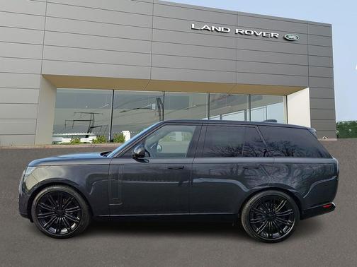 2026 Land Rover Range Rover P400 SE