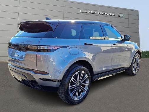 2026 Land Rover Range Rover Evoque Dynamic SE