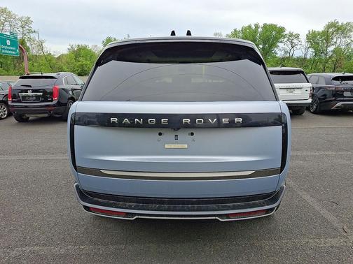 Petrolix Blue SV Bespoke Ultra Metallic Gloss - 1FP 2025 Land Rover Range Rover P550e SE