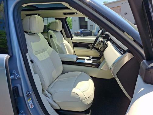 Petrolix Blue SV Bespoke Ultra Metallic Gloss - 1FP 2025 Land Rover Range Rover P550e SE