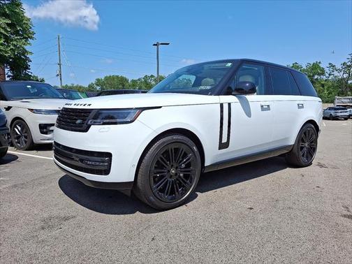 2025 Land Rover Range Rover P400 SE
