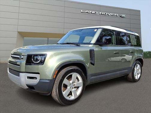 2022 Land Rover Defender 110 SE