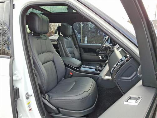 2022 Land Rover Range Rover P525 Westminster