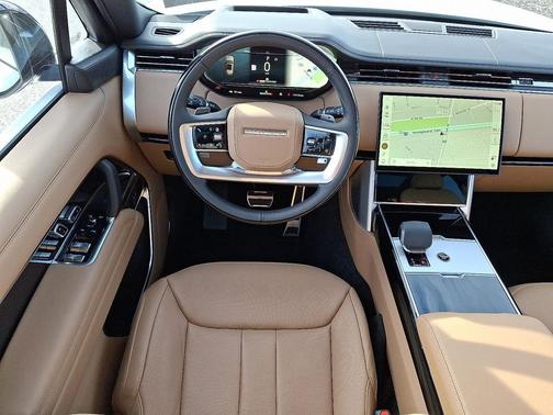 2025 Land Rover Range Rover P400 SE