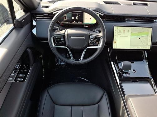 2026 Land Rover Range Rover Sport SE