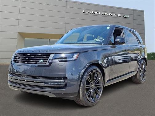 2025 Land Rover Range Rover P530 SE