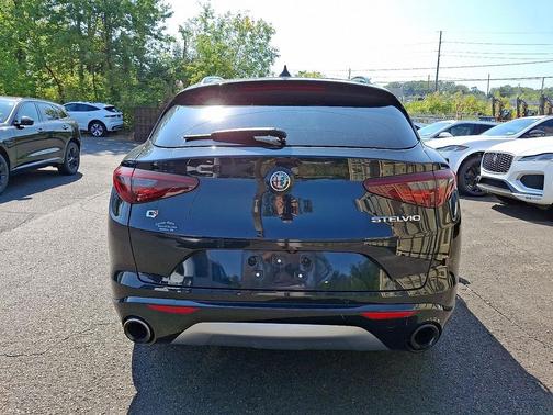 2020 Alfa Romeo Stelvio Ti Sport