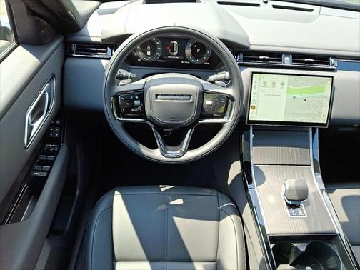 2026 Land Rover Range Rover Velar P400 Dynamic SE