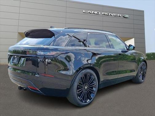 2026 Land Rover Range Rover Velar P400 Dynamic SE