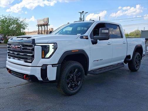 Summit White 2026 GMC Sierra 2500 4WD Crew Cab 159" AT4