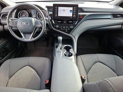 Ice Edge 2024 Toyota Camry LE Auto (Natl)