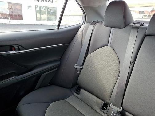 Ice Edge 2024 Toyota Camry LE Auto (Natl)