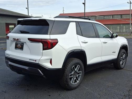 Summit White 2026 GMC Terrain AWD 4dr AT4
