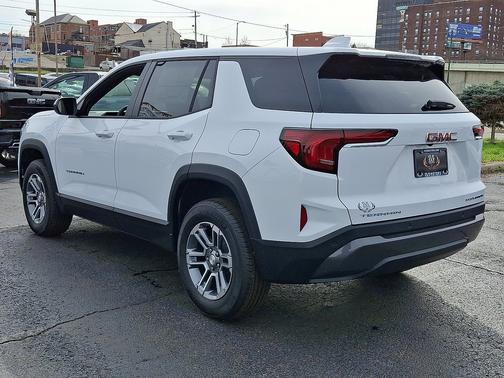 Summit White 2026 GMC Terrain FWD 4dr Elevation