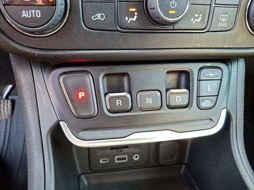 Blue Emerald Metallic 2021 GMC Terrain FWD 4dr SLT