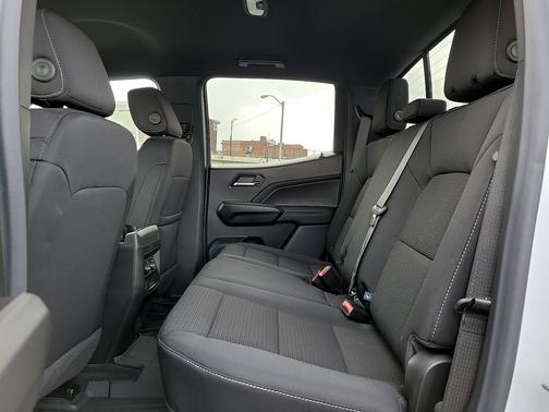 Summit White 2026 GMC Canyon 4WD Crew Cab Elevation