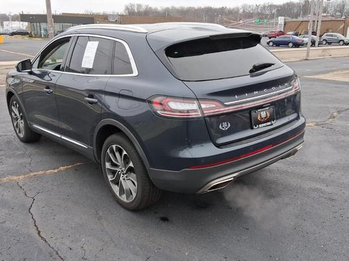 2022 Lincoln Nautilus Reserve