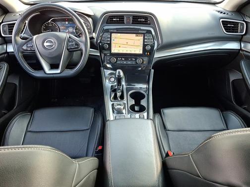 Deep Blue Pearl 2023 Nissan Maxima SV CVT