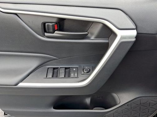 Midnight Black Metallic 2022 Toyota RAV4 Hybrid LE AWD (Natl)